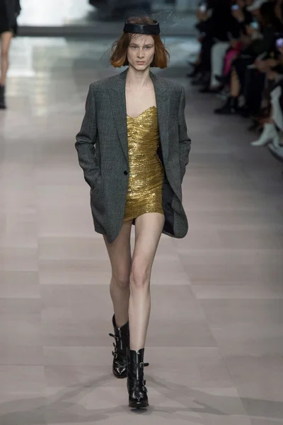 Look 70